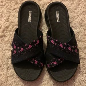 Skechers slip on shoes. Brand New. Worn one time. 10 Wide